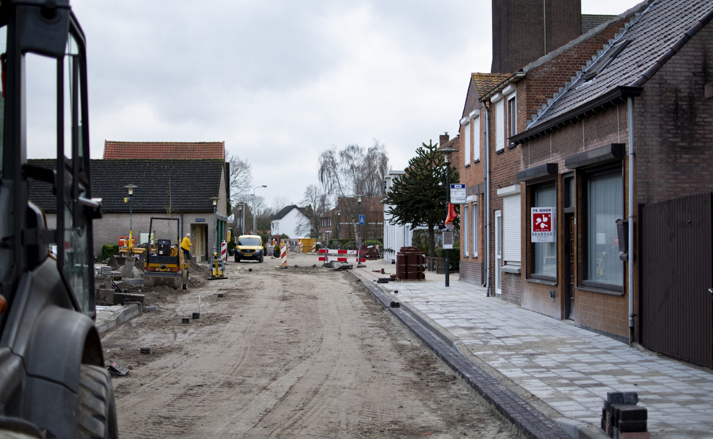 Straat wordt opnieuw aangelegd in heikant door H4A Openbare Ruimte