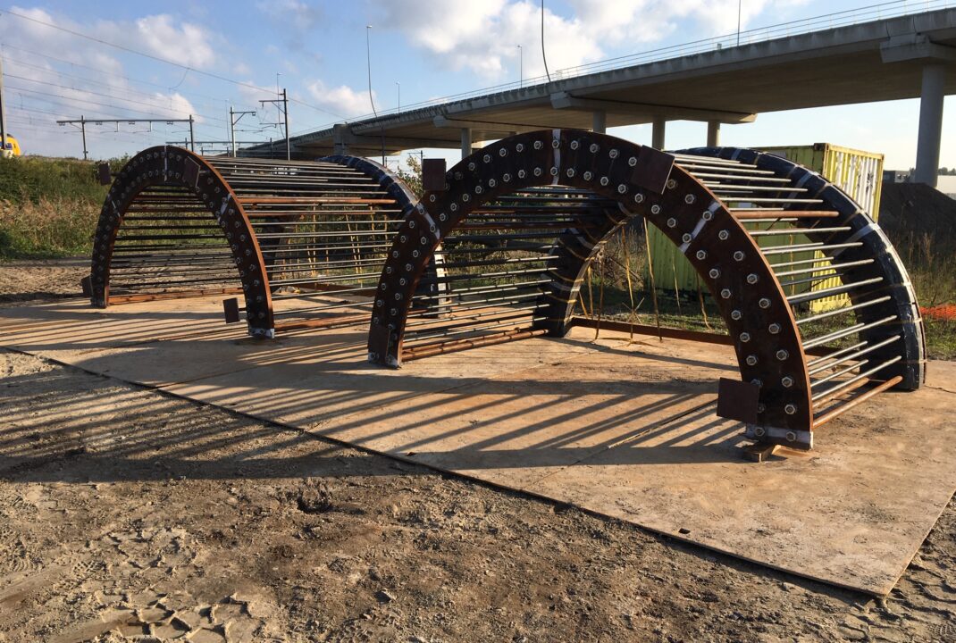 Onderdelen van wapening voor fundering windmolen door H4A Windenergie