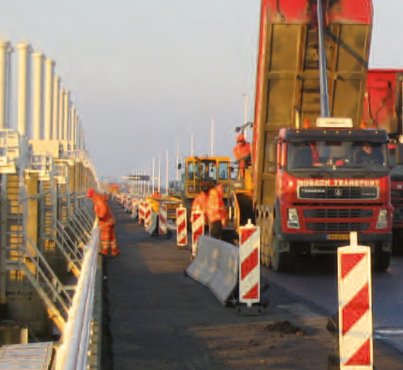 Mobach Transport voert asfalt aan bij werkzaamheden H4A Openbare Ruimte