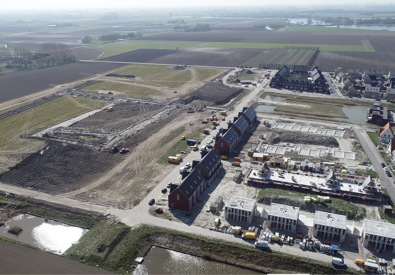 Luchtfoto van bouw nieuwe huizen in Terneuzen door H4A Bouw