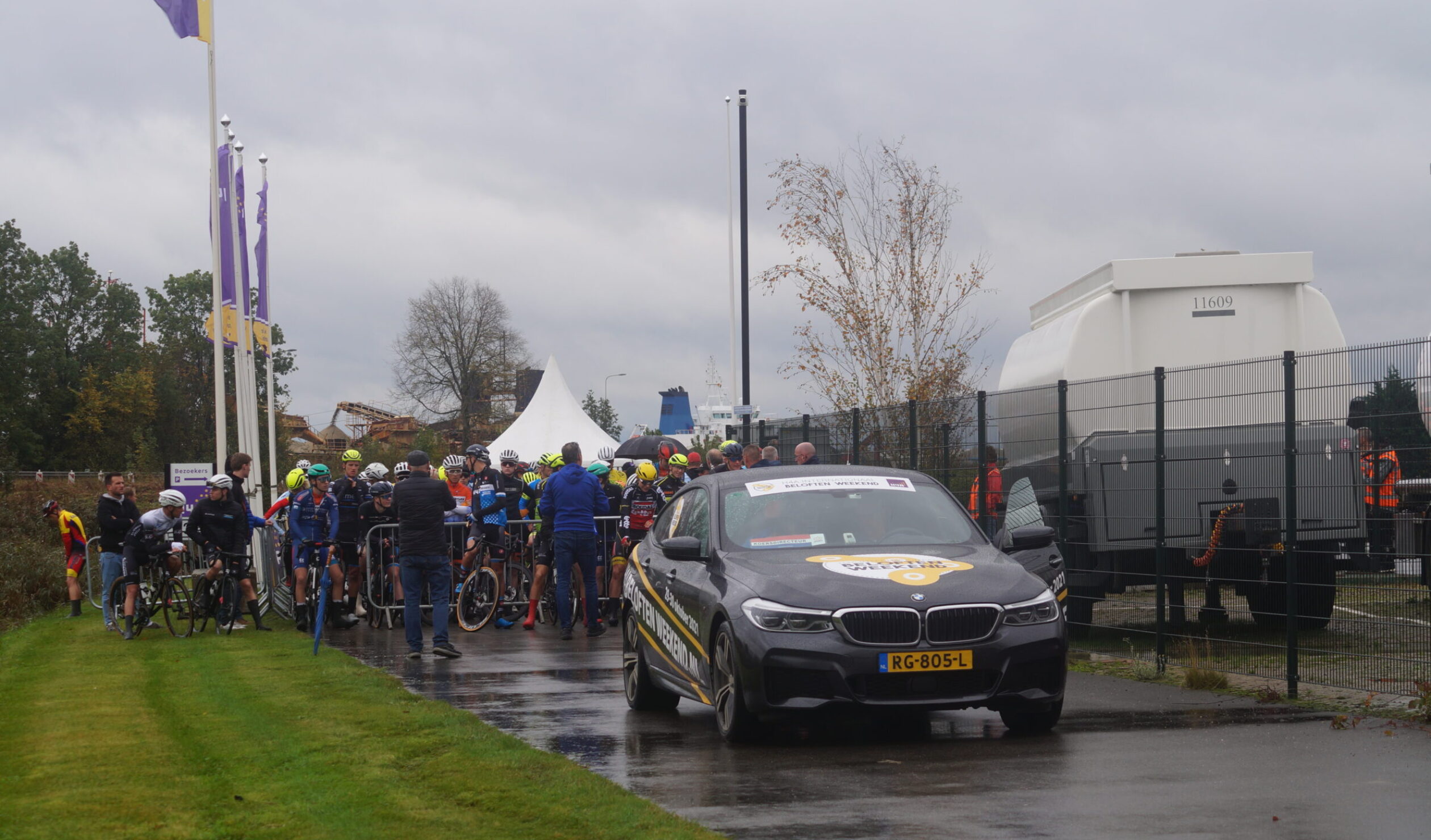 Sponsorauto bij start beloften weekend voor H4A sponsoring