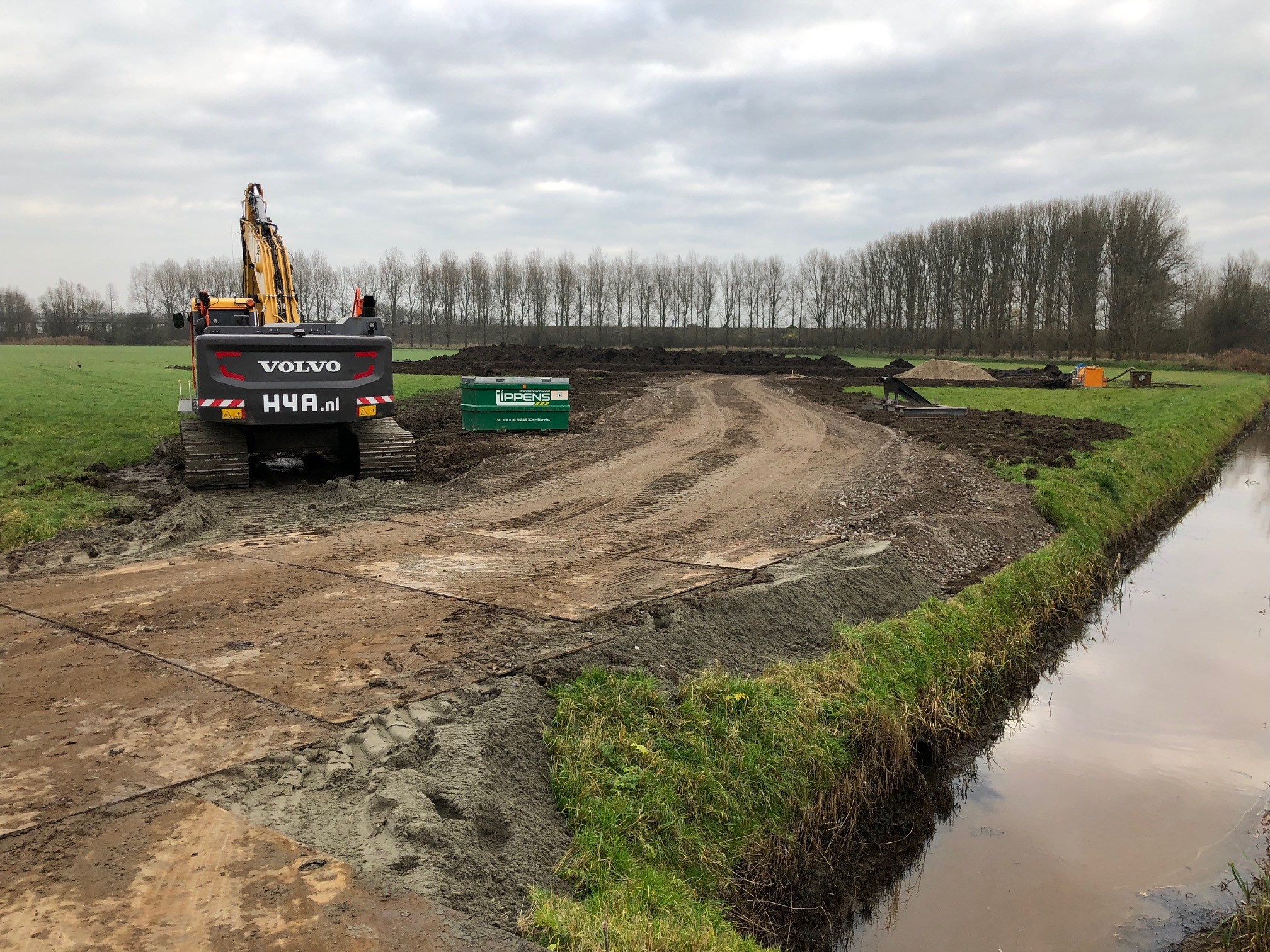 H4A Windenergie maakt een fundering voor een windmolen bij Windpark Streepland