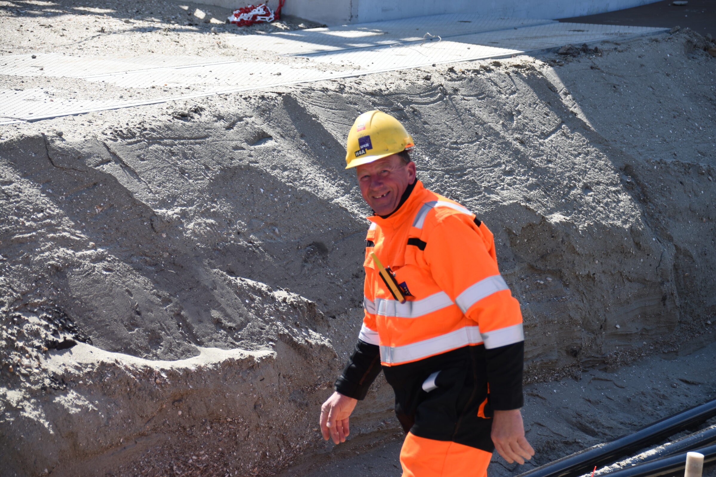 H4A Ondergrondse Netwerken legt voor Stedin kabelwerk aan in Vlissingen