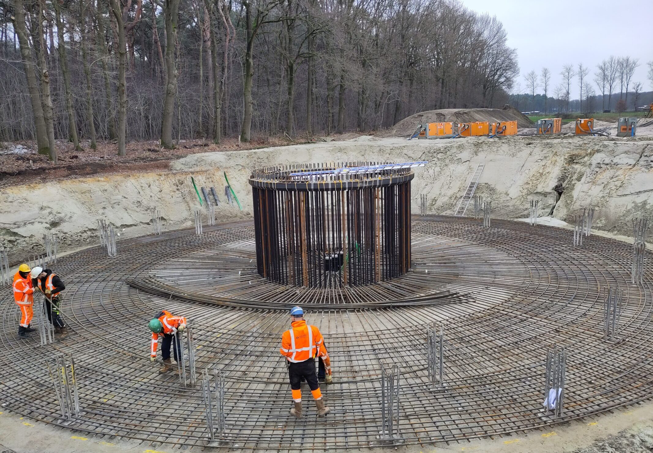 H4A Windenergie maakt een fundering voor een windmolen bij Windpark Lille