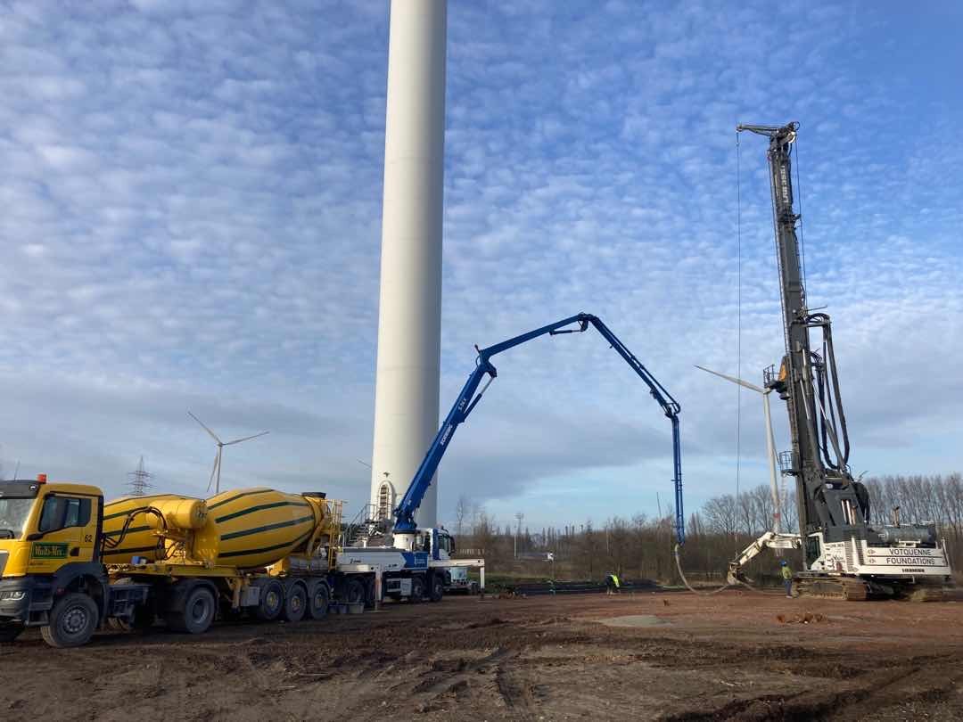 H4A Windenergie maakt een fundering voor een windmolen bij Windpark Wachtebeke