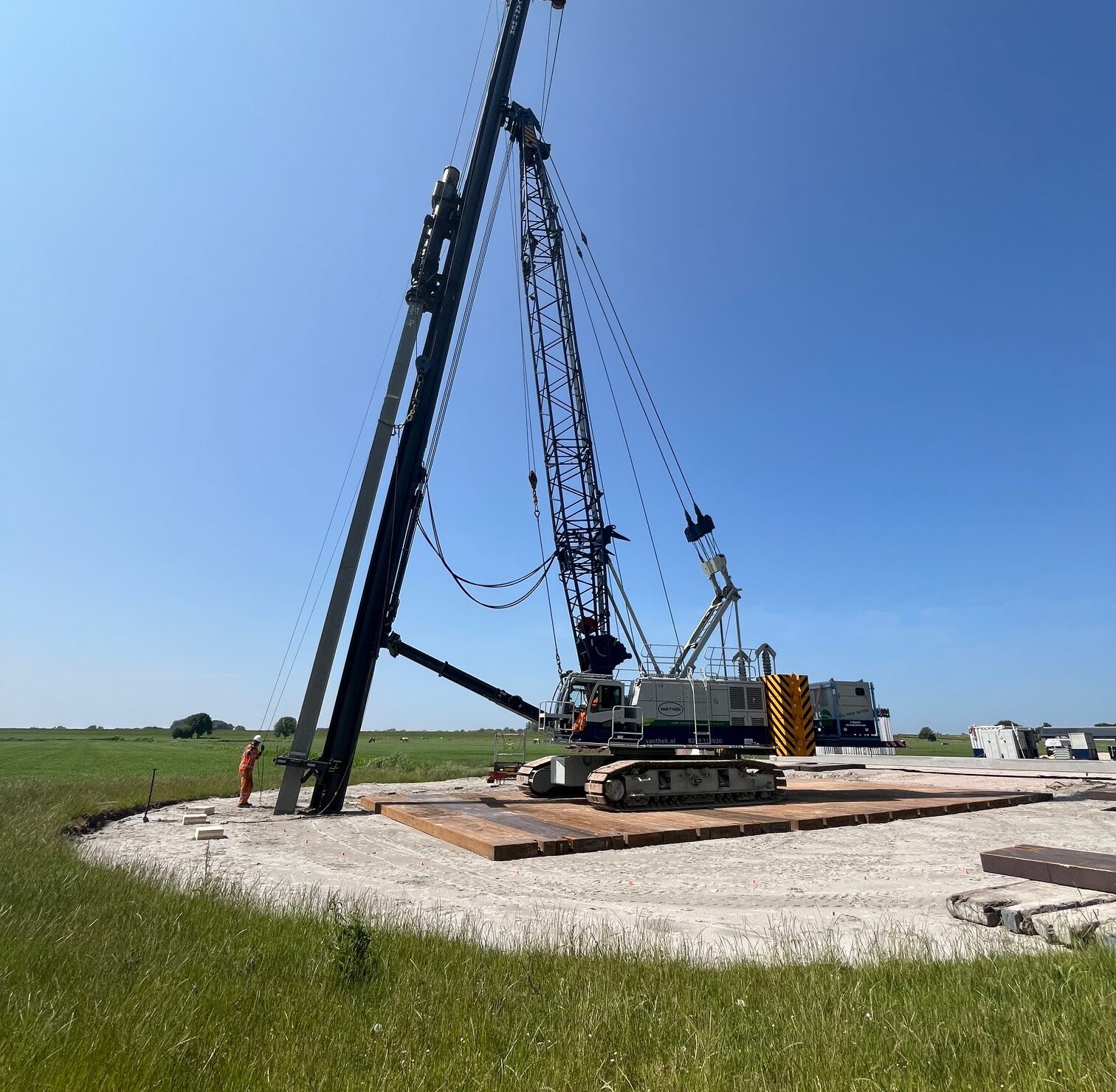 H4A Windenergie maakt een fundering voor een windmolen bij windpark Goyerbrug