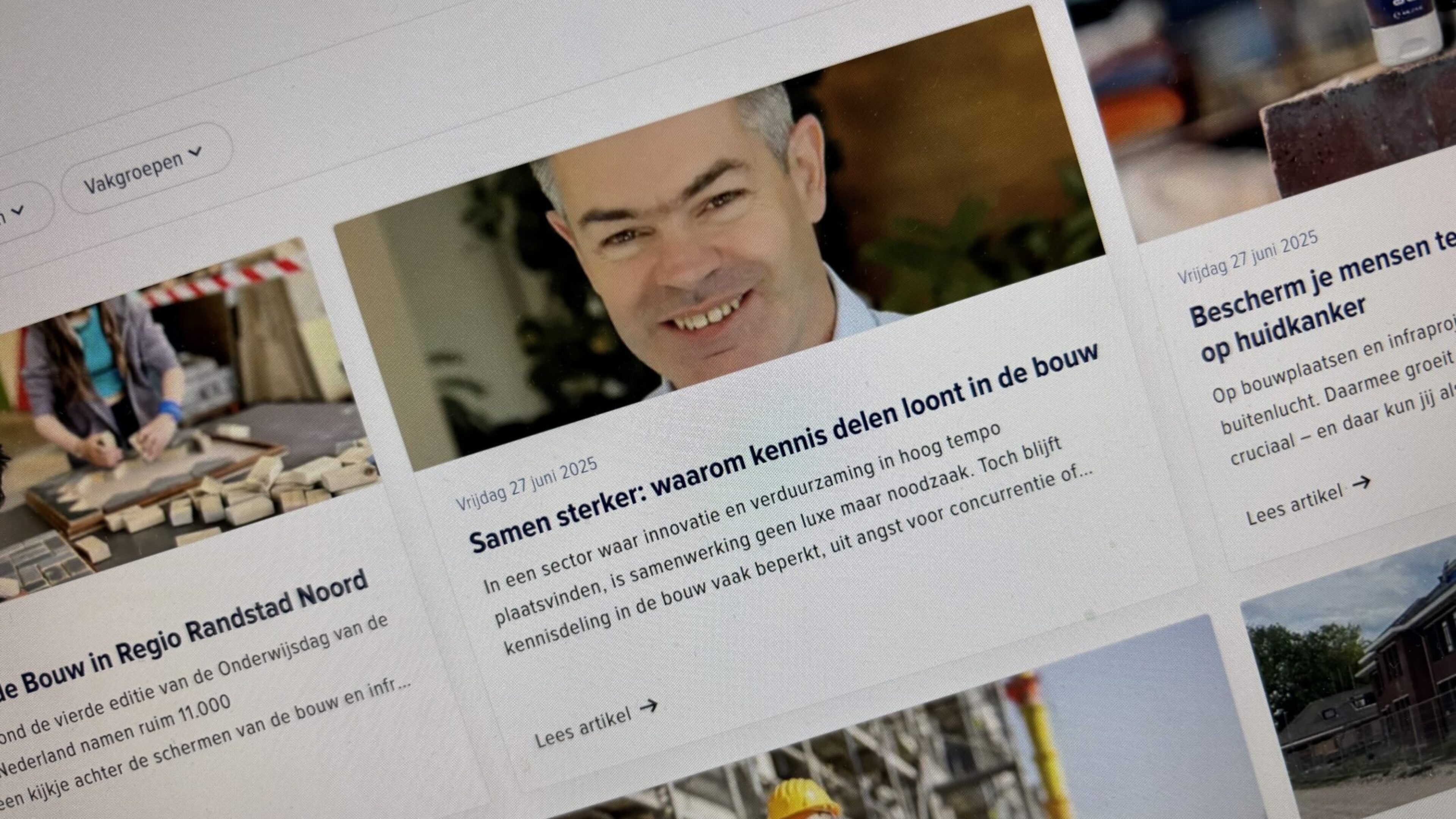 Leonard Pekaar op de website van Bouwend Nederland