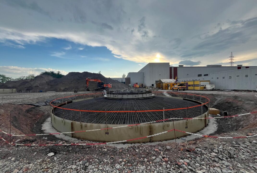 H4A Windenergie maakt een fundering voor een windmolen bij windpark De Bonte Ghlin